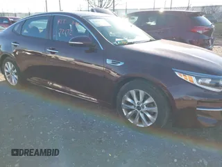 2018 Kia Optima LX with VIN 5XXGT4L31JG267327, listed as a IAAI auction lot 41800796 with 1 mi miles. Bid and sale history available at carsss.com. Image 6.