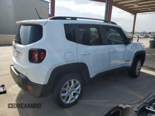 2017 Jeep Renegade Latitude with VIN ZACCJBBB9HPE95809, listed as a Copart auction lot 45091095 with 138,263 mi miles and Clean Title. Bid and sale history available at carsss.com. Image 3.