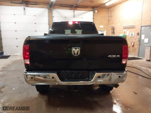 2018 Ram 2500 Tradesman with VIN 3C6UR5CJ5JG277725, listed as a IAAI auction lot 41577938 with 81,262 mi miles. Bid and sale history available at carsss.com. Image 16.