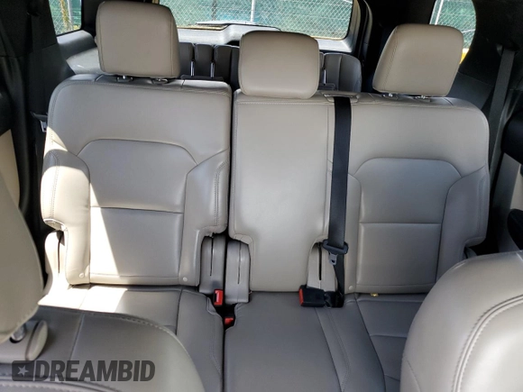 2019 Ford Explorer XLT с VIN 1FM5K8DH9KGB39466, выставлен на аукционе Copart как лот 57550685 с пробегом 105 121 миль миль и Списание • Salvage title. История ставок и продаж доступна на DreamBid. Изображение 10.