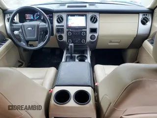 2017 Ford Expedition XLT z VIN 1FMJU1HT7HEA82641, wystawiony jako Copart lot #54178535 z przebiegiem 39 232 mil mil oraz Szkoda całkowita • Salvage title. Historia ofert i sprzedaży dostępna na DreamBid. Obrazek 8.