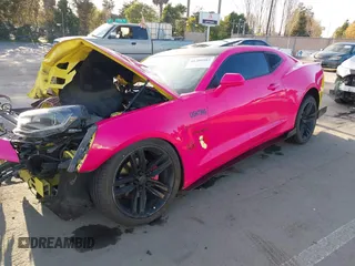 2018 Chevrolet Camaro 1LT z VIN 1G1FB1RS9J0124311, wystawiony jako IAAI lot #41399583 z przebiegiem Nie podano mil oraz . Historia ofert i sprzedaży dostępna na DreamBid. Obrazek 2.