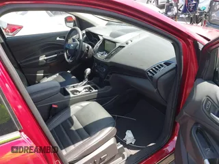 2019 Ford Escape Titanium with VIN 1FMCU0J96KUB79330, listed as a IAAI auction lot 42018346 with 35,500 mi miles and . Bid and sale history available at DreamBid. Image 5.