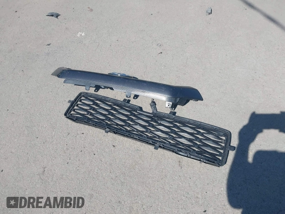 2019 Toyota 4Runner SR5 с VIN JTEBU5JR0K5664825, выставлен на аукционе IAAI как лот 42104780 с пробегом 64 209 миль миль и . История ставок и продаж доступна на DreamBid. Изображение 12.