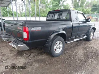 2000 Nissan Frontier XE z VIN 1N6ED26Y6YC328713, wystawiony jako IAAI lot #42314409 z przebiegiem 134 340 mil mil oraz . Historia ofert i sprzedaży dostępna na DreamBid. Obrazek 4.