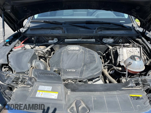 2018 Audi Q5 Premium Plus with VIN WA1BNAFY8J2224078, listed as a Copart auction lot 49010615 with 33,307 mi miles and Salvage Title. Bid and sale history available at carsss.com. Image 7.