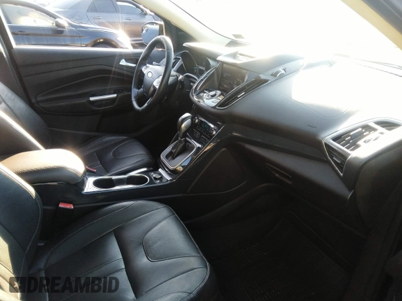 2013 Ford Escape Titanium z VIN 1FMCU9J96DUC20448, wystawiony jako IAAI lot #42663322 z przebiegiem 206 375 mil mil oraz . Historia ofert i sprzedaży dostępna na DreamBid. Obrazek 5.
