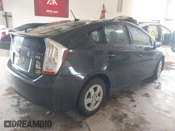 2010 Toyota Prius II z VIN JTDKN3DU7A0010924, wystawiony jako IAAI lot #41708307 z przebiegiem 212 942 mil mil oraz . Historia ofert i sprzedaży dostępna na DreamBid. Obrazek 4.