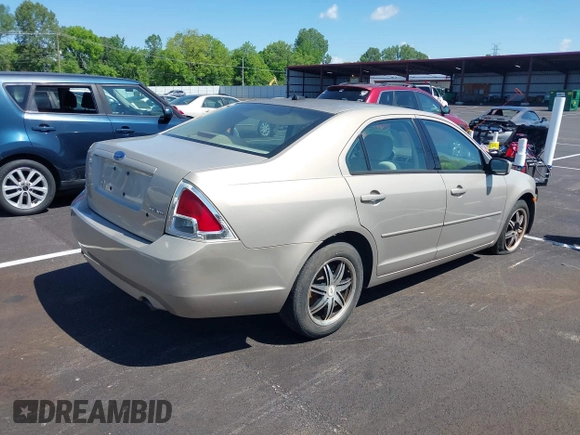 2007 Ford Fusion SE with VIN 3FAHP07197R260538, listed as a IAAI auction lot 42108954 with 160,417 mi miles and . Bid and sale history available at DreamBid. Image 4.