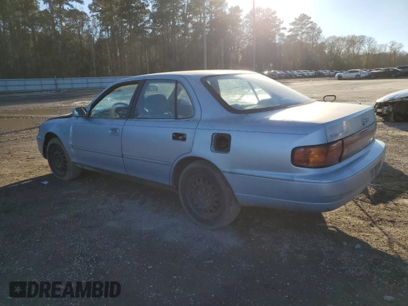 1992 Toyota Camry LE with VIN 4T1SK12E6NU012070, listed as a Copart auction lot 42172845 with 0 mi miles and Salvage Title. Bid and sale history available at carsss.com. Image 2.