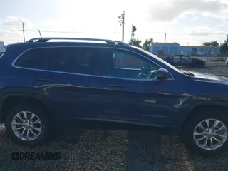 2019 Jeep Cherokee Latitude with VIN 1C4PJMCB1KD453801, listed as a IAAI auction lot 41663957 with 85,062 mi miles. Bid and sale history available at carsss.com. Image 14.