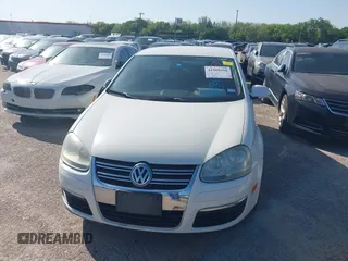 2008 Volkswagen Jetta Sedan S with VIN 3VWJM71K78M180956, listed as a IAAI auction lot 41969958 with 1 mi miles. Bid and sale history available at carsss.com. Image 6.