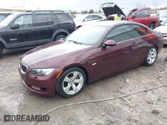 2009 BMW 3 Series 335i z VIN WBAWB73529P047553, wystawiony jako IAAI lot #41725052 z przebiegiem 146 693 mil mil oraz . Historia ofert i sprzedaży dostępna na DreamBid. Obrazek 2.
