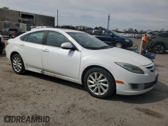 2011 Mazda 6 i Touring with VIN 1YVHZ8CHXB5M03847, listed as a Copart auction lot 49838455 with 180,950 mi miles and Salvage title. Bid and sale history available at DreamBid. Image 4.