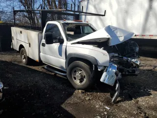 2007 Chevrolet Silverado 2500 with VIN 1GBHC24U97E157370, listed as a Copart auction lot 48860485 with 0 mi miles and Salvage Title. Bid and sale history available at carsss.com. Image 4.