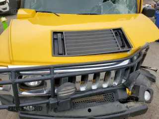 2003 Hummer H2 z VIN 5GRGN23U73H146894, wystawiony jako Copart lot #53449905 z przebiegiem 153 870 mil mil oraz Szkoda całkowita • Salvage title. Historia ofert i sprzedaży dostępna na DreamBid. Obrazek 12.