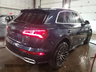 2018 Audi SQ5 Premium Plus with VIN WA1A4AFY0J2140061, listed as a Copart auction lot 42918335 with 111,415 mi miles and Salvage Title. Bid and sale history available at DreamBid. Image 3.