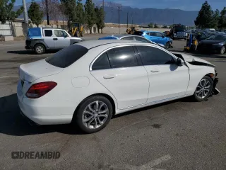 2016 Mercedes-Benz C 300 z VIN 55SWF4JBXGU096861, wystawiony jako Copart lot #53741065 z przebiegiem 92 054 mil mil oraz Szkoda całkowita • Salvage title. Historia ofert i sprzedaży dostępna na DreamBid. Obrazek 3.