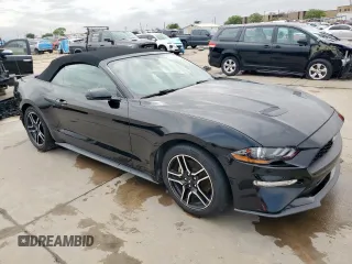 2020 Ford Mustang EcoBoost z VIN 1FATP8UH2L5119561, wystawiony jako Copart lot #51460985 z przebiegiem 55 579 mil mil oraz Szkoda całkowita • Salvage title. Historia ofert i sprzedaży dostępna na DreamBid. Obrazek 4.