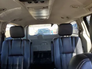 2011 Chrysler Town & Country Touring-L with VIN 2A4RR8DG9BR749949, listed as a Copart auction lot 48885625 with 0 mi miles and Clean Title. Bid and sale history available at carsss.com. Image 10.