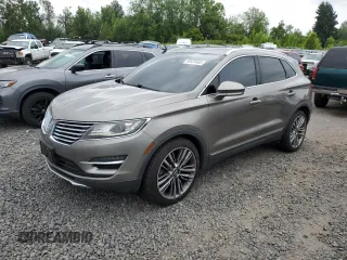 2016 Lincoln MKC Reserve z VIN 5LMTJ3DH3GUJ11911, wystawiony jako Copart lot #58439465 z przebiegiem 107 441 mil mil oraz Szkoda całkowita • Salvage title. Historia ofert i sprzedaży dostępna na DreamBid. Obrazek 1.