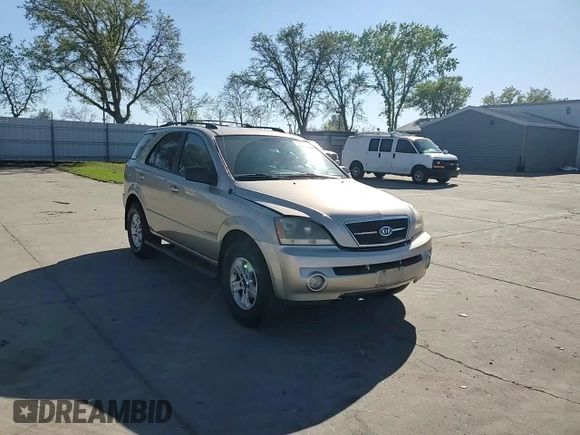 2005 Kia Sorento LX z VIN KNDJC733155486466, wystawiony jako Copart lot #50409525 z przebiegiem 193 665 mil mil oraz Szkoda całkowita • Salvage title. Historia ofert i sprzedaży dostępna na DreamBid. Obrazek 11.