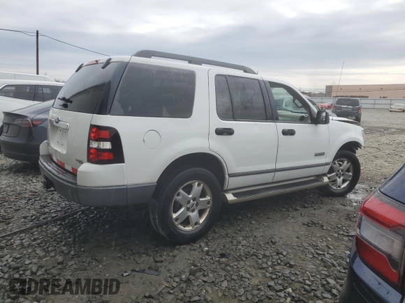 2006 Ford Explorer XLS with VIN 1FMEU72E26UB11383, listed as a Copart auction lot 47363275 with 118,134 mi miles and Salvage title. Bid and sale history available at DreamBid. Image 3.