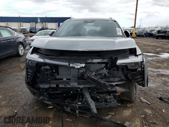 2024 Chevrolet Blazer EV eAWD RS z VIN 3GNKDCRJ1RS219282, wystawiony jako Copart lot #47586325 z przebiegiem 346 mil mil oraz Nie do naprawy. Historia ofert i sprzedaży dostępna na DreamBid. Obrazek 5.