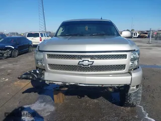 2008 Chevrolet Silverado 1500 LTZ with VIN 2GCEK133781213281, listed as a IAAI auction lot 41408471 with 241,389 mi miles. Bid and sale history available at carsss.com. Image 13.
