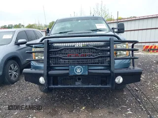 2013 GMC Sierra 2500HD SLT with VIN 1GT121E82DF189658, listed as a IAAI auction lot 42080921 with 160,616 mi miles and . Bid and sale history available at DreamBid. Image 12.