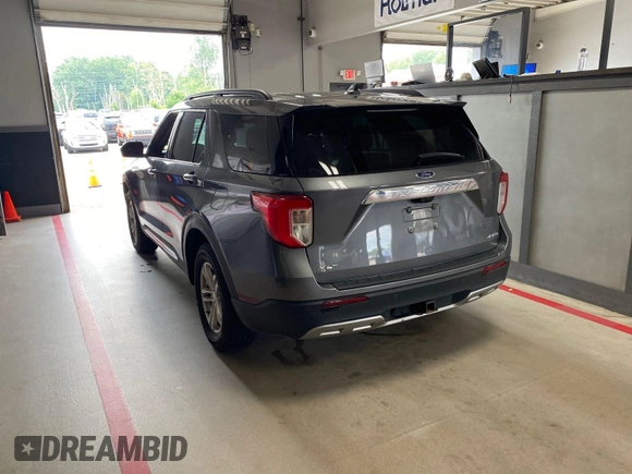 2022 Ford Explorer XLT with VIN 1FMSK8DH5NGB39343, listed as a IAAI auction lot 42788984 with 118,323 mi miles and . Bid and sale history available at DreamBid. Image 12.