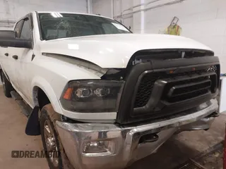 2015 Ram 2500 SLT z VIN 3C6TR5JT2FG645527, wystawiony jako IAAI lot #41711532 z przebiegiem 178 185 mil mil oraz . Historia ofert i sprzedaży dostępna na DreamBid. Obrazek 11.