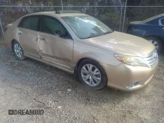 2011 Toyota Avalon with VIN 4T1BK3DB7BU374791, listed as a IAAI auction lot 39041827 with 205,600 mi miles and . Bid and sale history available at DreamBid. Image 1.