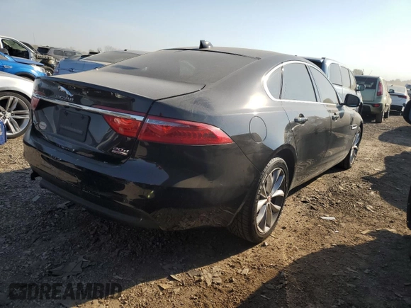 2018 Jaguar XF with VIN SAJBJ4FN4JCY55365, listed as a Copart auction lot 75350454 with 50,373 mi miles and Salvage Title. Bid and sale history available at DreamBid. Image 3.