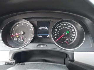 2021 Volkswagen Atlas SE z VIN 1V2RE2CA2MC205086, wystawiony jako IAAI lot #41902654 z przebiegiem 111 024 mil mil oraz . Historia ofert i sprzedaży dostępna na DreamBid. Obrazek 7.