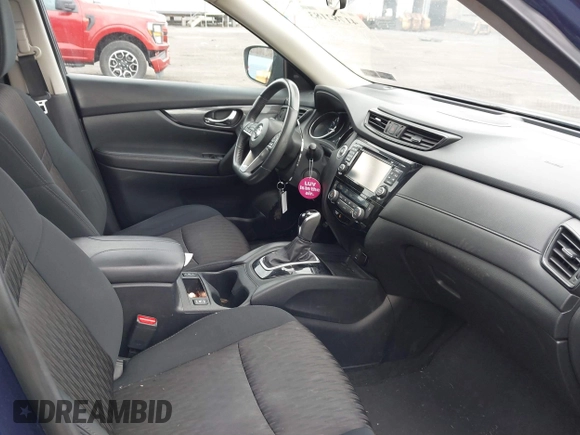 2017 Nissan Rogue SL with VIN 5N1AT2MV8HC835573, listed as a IAAI auction lot 41782183 with 62,645 mi miles and . Bid and sale history available at carsss.com. Image 5.