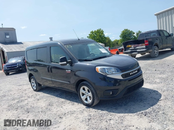 2022 Ram ProMaster City Cargo Tradesman z VIN ZFBHRFAB2N6Y42860, wystawiony jako IAAI lot #40139398 z przebiegiem 13 863 mil mil oraz . Historia ofert i sprzedaży dostępna na DreamBid. Obrazek 1.