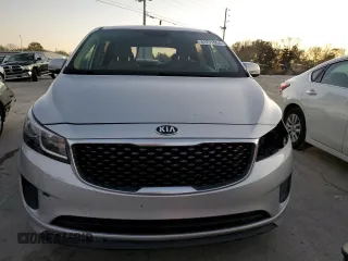 2018 Kia Sedona L with VIN KNDMA5C19J6397660, listed as a Copart auction lot 81271054 with 142,388 mi miles and Salvage Title. Bid and sale history available at carsss.com. Image 5.