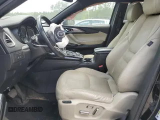 2018 Mazda CX-9 Grand Touring z VIN JM3TCADY2J0226902, wystawiony jako Copart lot #55352895 z przebiegiem 83 244 mil mil oraz Szkoda całkowita • Salvage title. Historia ofert i sprzedaży dostępna na DreamBid. Obrazek 7.