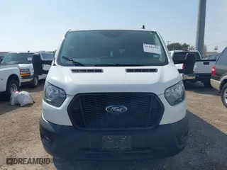 2022 Ford Transit Passenger Wagon XL with VIN 1FBAX2Y85NKA67540, listed as a IAAI auction lot 41509914 with 199,540 mi miles. Bid and sale history available at carsss.com. Image 6.