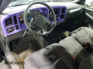 2005 Chevrolet Silverado 1500 Work Truck z VIN 2GCEK19V351307212, wystawiony jako Copart lot #84217594 z przebiegiem 175 380 mil mil oraz Szkoda całkowita • Salvage title. Historia ofert i sprzedaży dostępna na DreamBid. Obrazek 8.