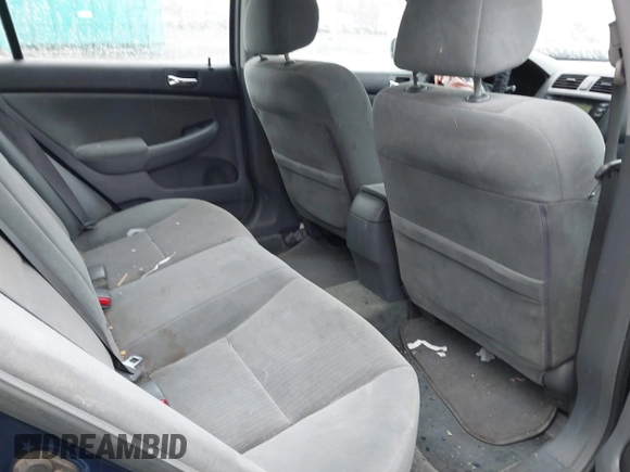 2003 Honda Accord LX z VIN 1HGCM56333A114624, wystawiony jako IAAI lot #41851887 z przebiegiem 158 373 mil mil oraz . Historia ofert i sprzedaży dostępna na DreamBid. Obrazek 8.