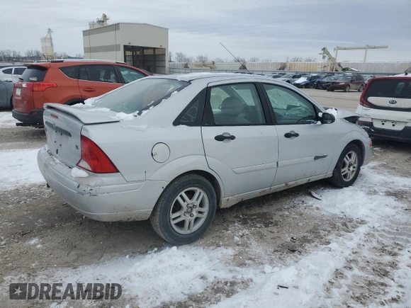 2001 Ford Focus SE with VIN 1FAFP34311W117795, listed as a Copart auction lot 44919825 with 198,412 mi miles and Salvage Title. Bid and sale history available at carsss.com. Image 3.