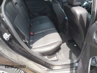 2014 Ford Focus SE z VIN 1FADP3K20EL173638, wystawiony jako IAAI lot #42265687 z przebiegiem 41 792 mil mil oraz . Historia ofert i sprzedaży dostępna na DreamBid. Obrazek 8.