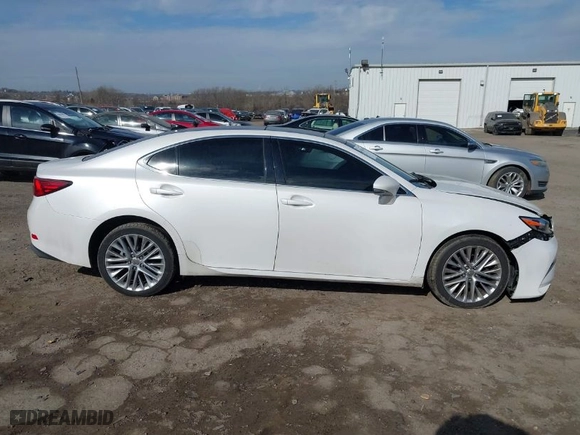 2016 Lexus ES 350 with VIN JTHBK1GG2G2232639, listed as a IAAI auction lot 41663159 with NaN miles. Bid and sale history available at carsss.com. Image 13.