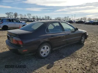 1997 Honda Accord Special Edition with VIN 1HGCD5607VA158019, listed as a Copart auction lot 84228404 with 181,309 mi miles and Salvage Title. Bid and sale history available at carsss.com. Image 3.
