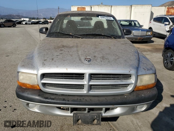 2001 Dodge Dakota with VIN 1B7FL26X71S150095, listed as a Copart auction lot 69853224 with 99,736 mi miles and Clean Title. Bid and sale history available at carsss.com. Image 5.