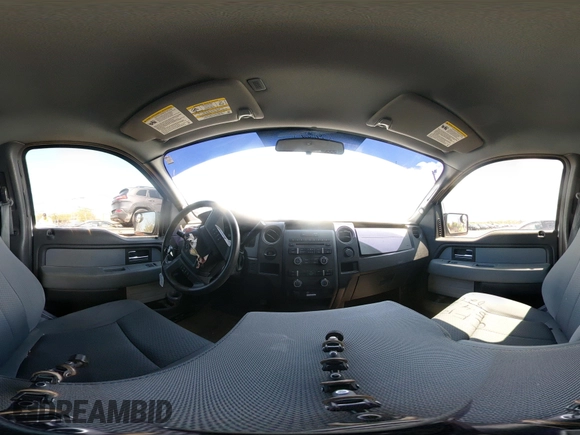 2013 Ford F-150 XL z VIN 1FTMF1CF7DFB08267, wystawiony jako IAAI lot #42229975 z przebiegiem 111 300 mil mil oraz . Historia ofert i sprzedaży dostępna na DreamBid. Obrazek 18.