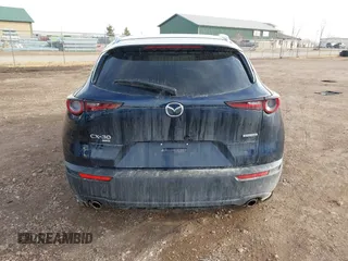 2023 Mazda CX-30 S Carbon Edition с VIN 3MVDMBCM2PM588506, выставлен на аукционе IAAI как лот 41728912 с пробегом 25 030 миль миль и . История ставок и продаж доступна на DreamBid. Изображение 17.