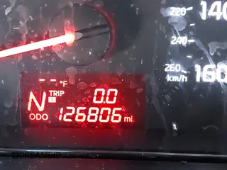 2014 Kia Sorento LX with VIN 5XYKTCA63EG506217, listed as a IAAI auction lot 42050413 with 126,806 mi miles and . Bid and sale history available at carsss.com. Image 15.